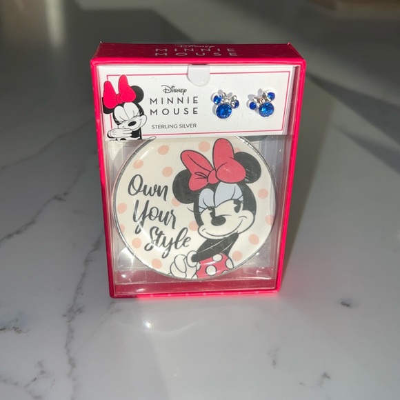 Disney Minnie Mouse Blue Crystal Stud Earrings in Sterling Silver (NWT)